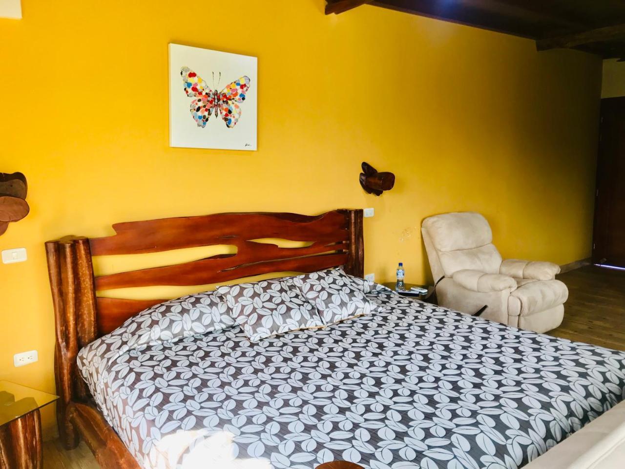 Hosteria Tierra Dorada Yantzaza Zewnętrze zdjęcie